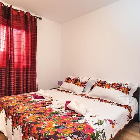 Seahorse Apartments Ražanj Eksteriør billede
