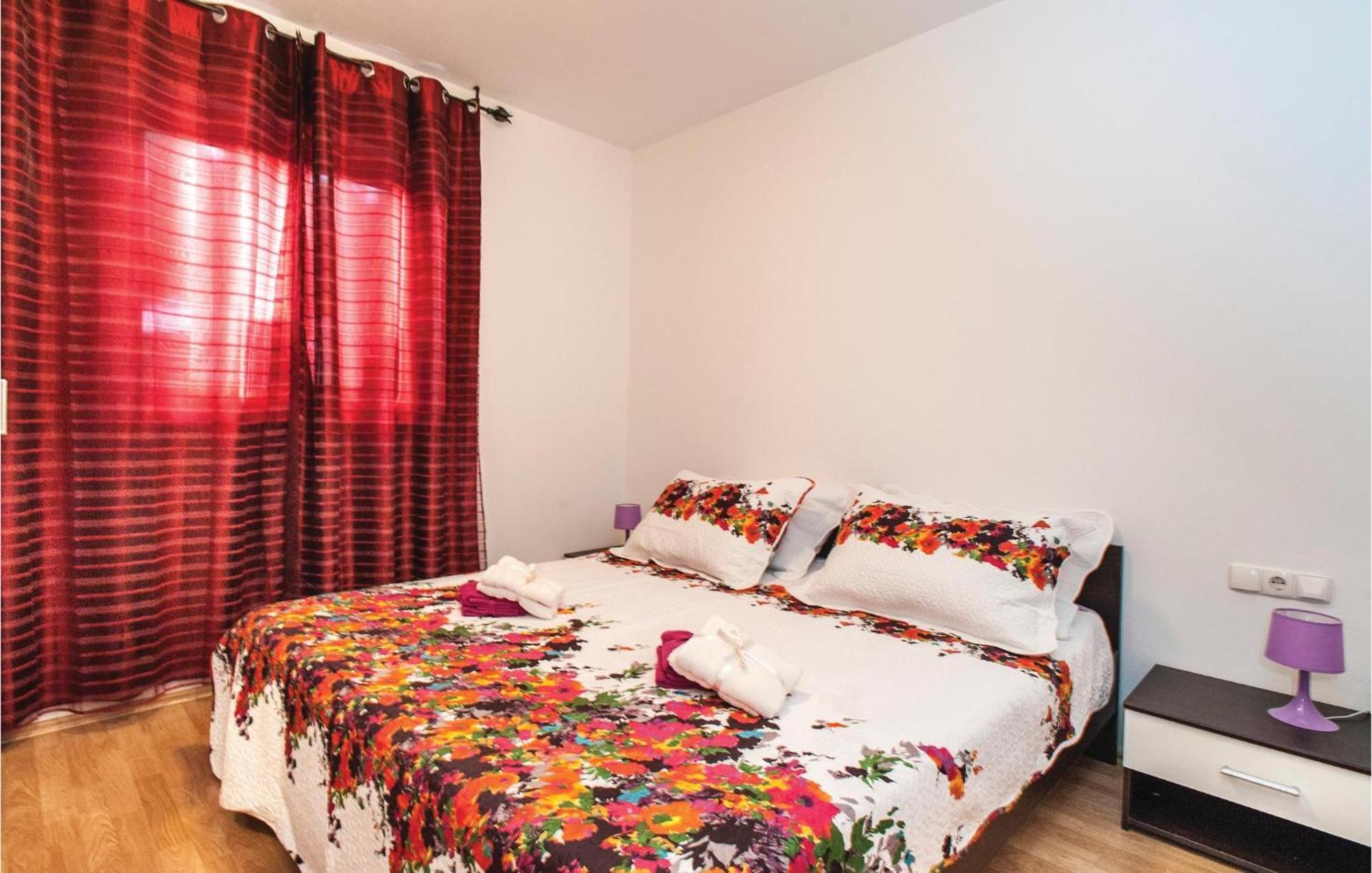 Seahorse Apartments Ražanj Eksteriør billede