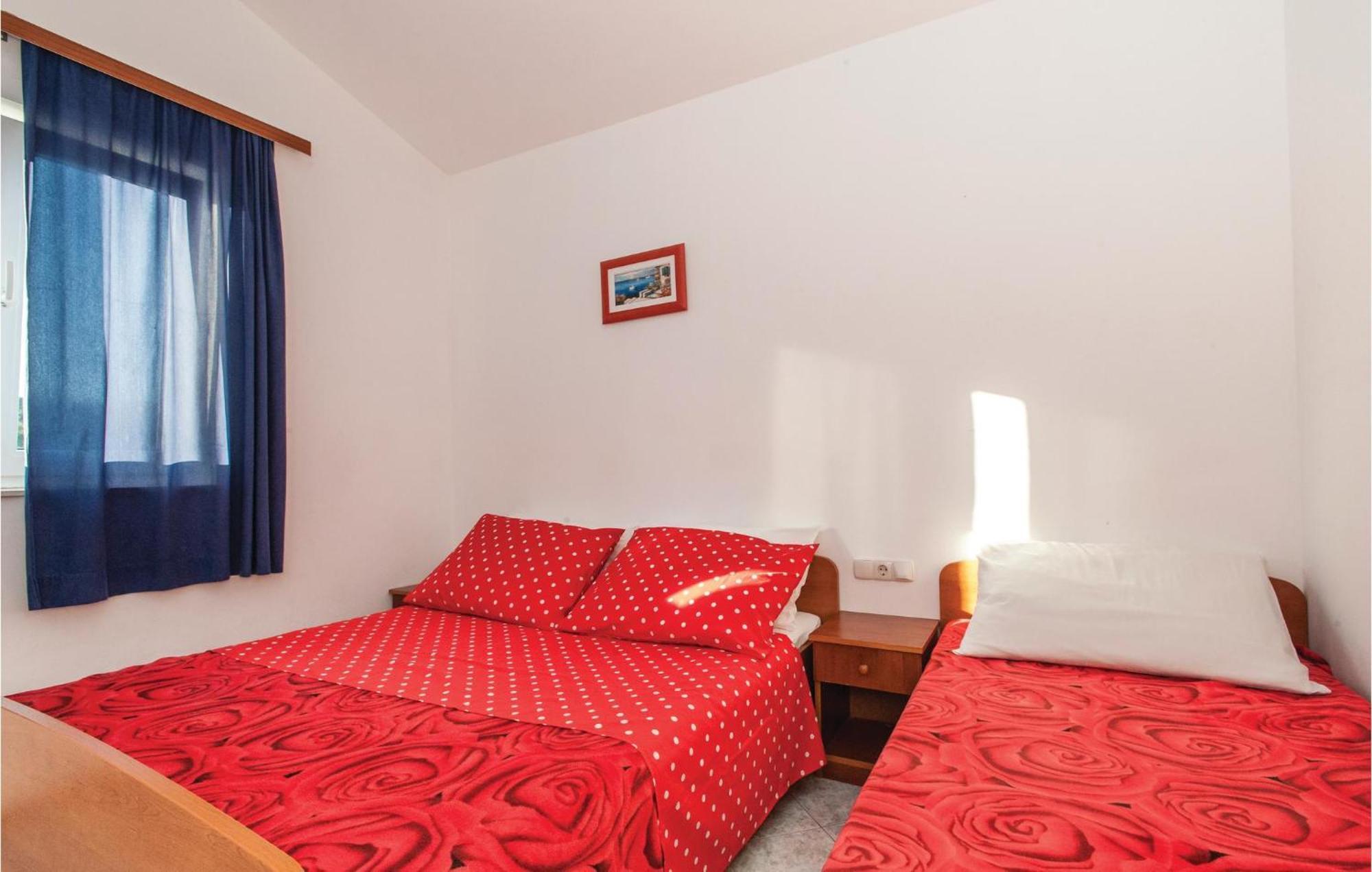 Seahorse Apartments Ražanj Eksteriør billede
